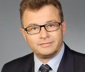 Oberstaatsanwalt Dr. Alexander Retemeyer (zum Artikel Pressekontakte)